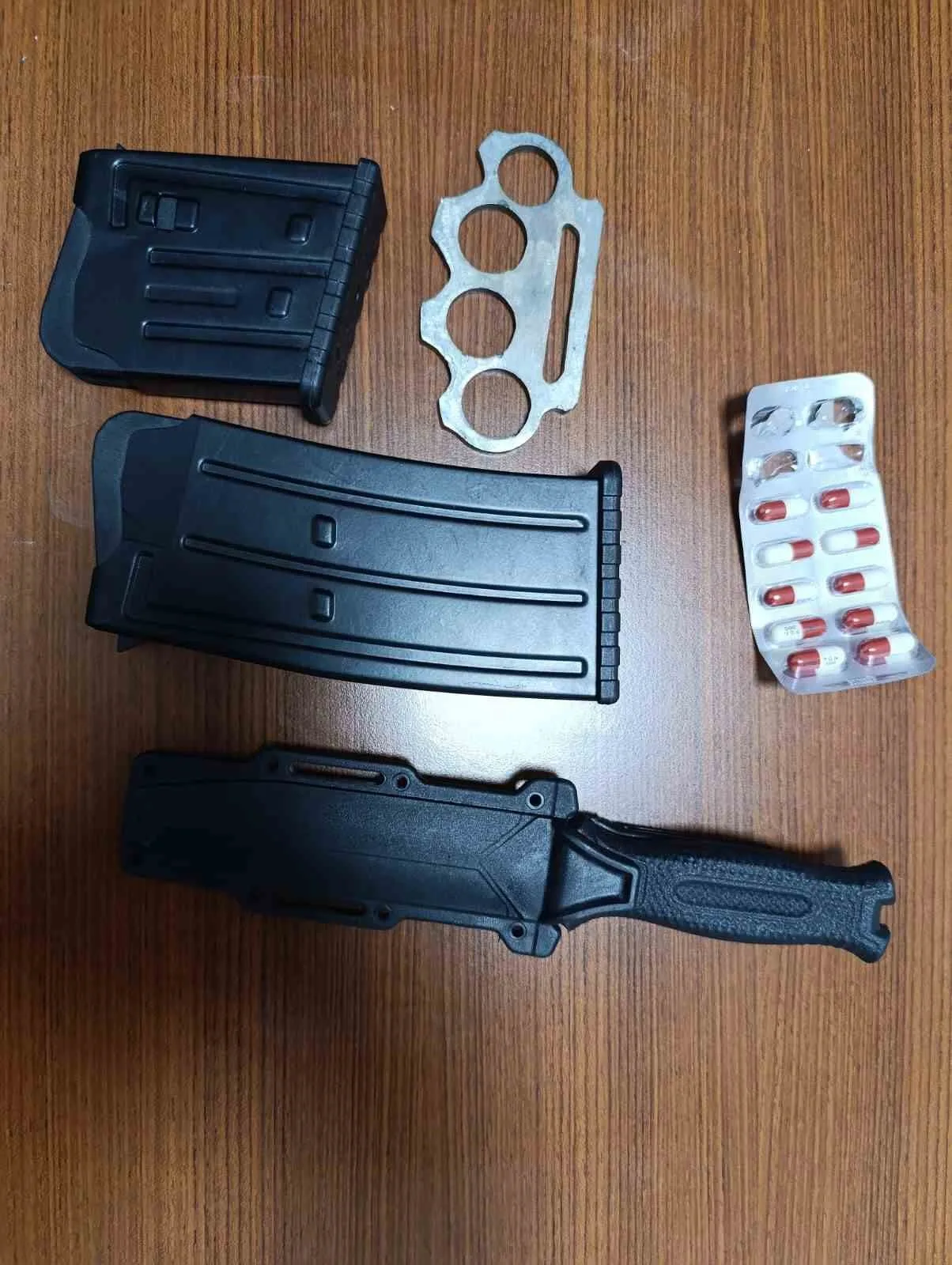 Konya’nın Kulu ilçesinde polis ekiplerinin düzenlediği uyuşturucu operasyonunda 4 kişi