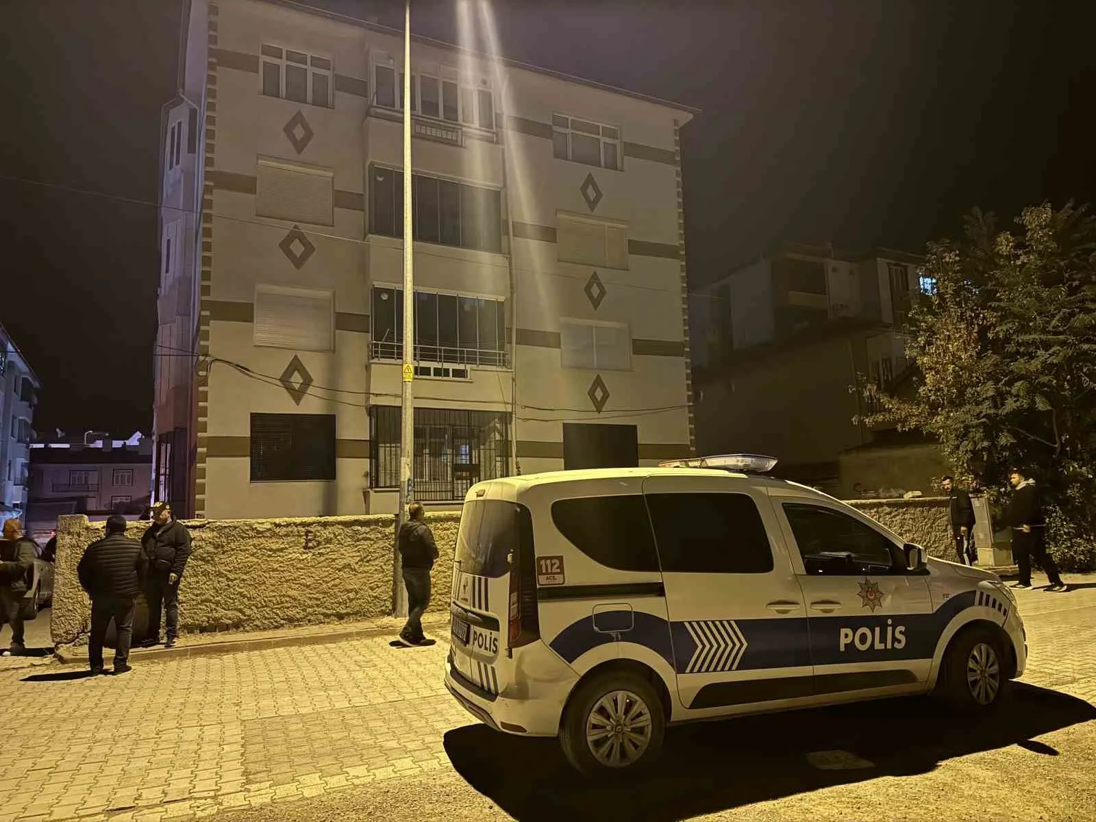 Konya’nın Kulu ilçesinde 52 yaşındaki şahıs, yalnız yaşadığı evinde ölü