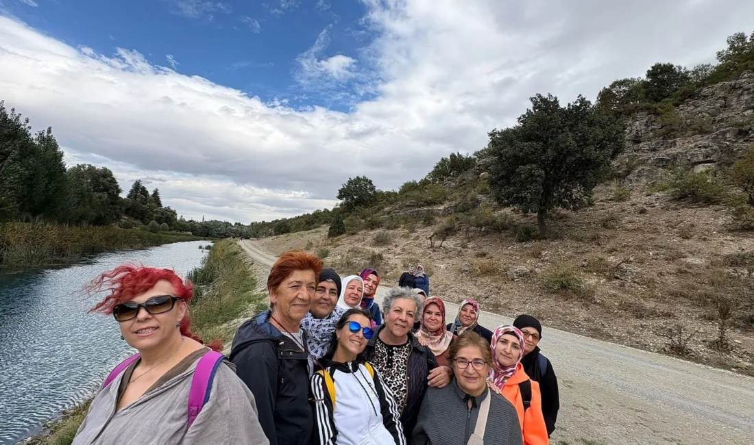 Kütahya Belediyesi tarafından düzenlenen doğa yürüyüşü etkinliği bu kez Ağaçköy
