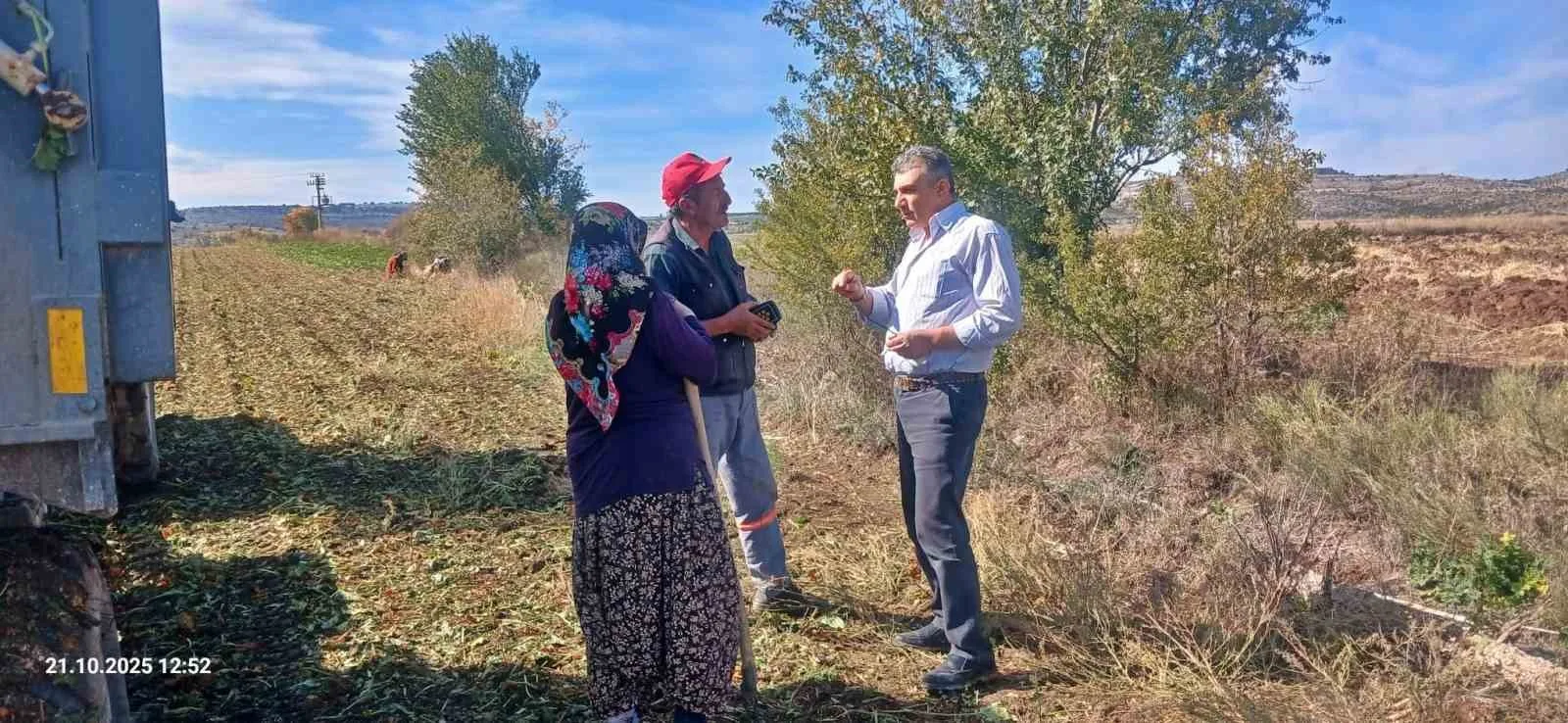 Kütahya İl Tarım ve Orman Müdürlüğü teknik personeli tarafından arazi