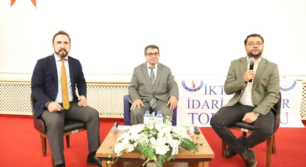 Kütahya Dumlupınar Üniversitesi İktisadi ve İdari Bilimler Fakültesi’nde (İİBF), kamu