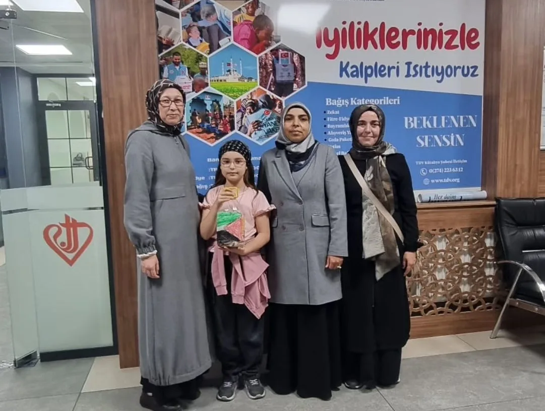 Kütahya’da Sosyal Konutlar Kur’an Kursu öğrencisi Buğlem Kırgöz biriktirmiş olduğu