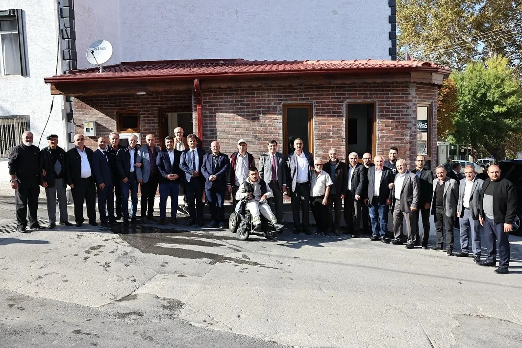 Kütahya Belediye Başkanı Eyüp Kahveci, seçim öncesi verdiği sözü tutarak