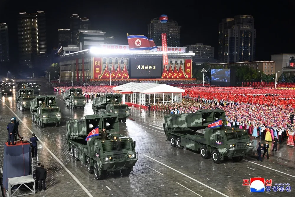 Kuzey Kore, iktidardaki Kore İşçi Partisi’nin kuruluşunun 80’inci yılını görkemli