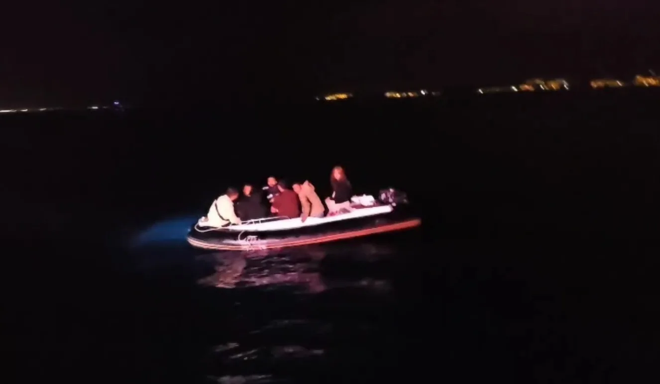 Muğla’nın Bodrum ilçesi açıklarında 6 düzensiz göçmen ve 1 göçmen