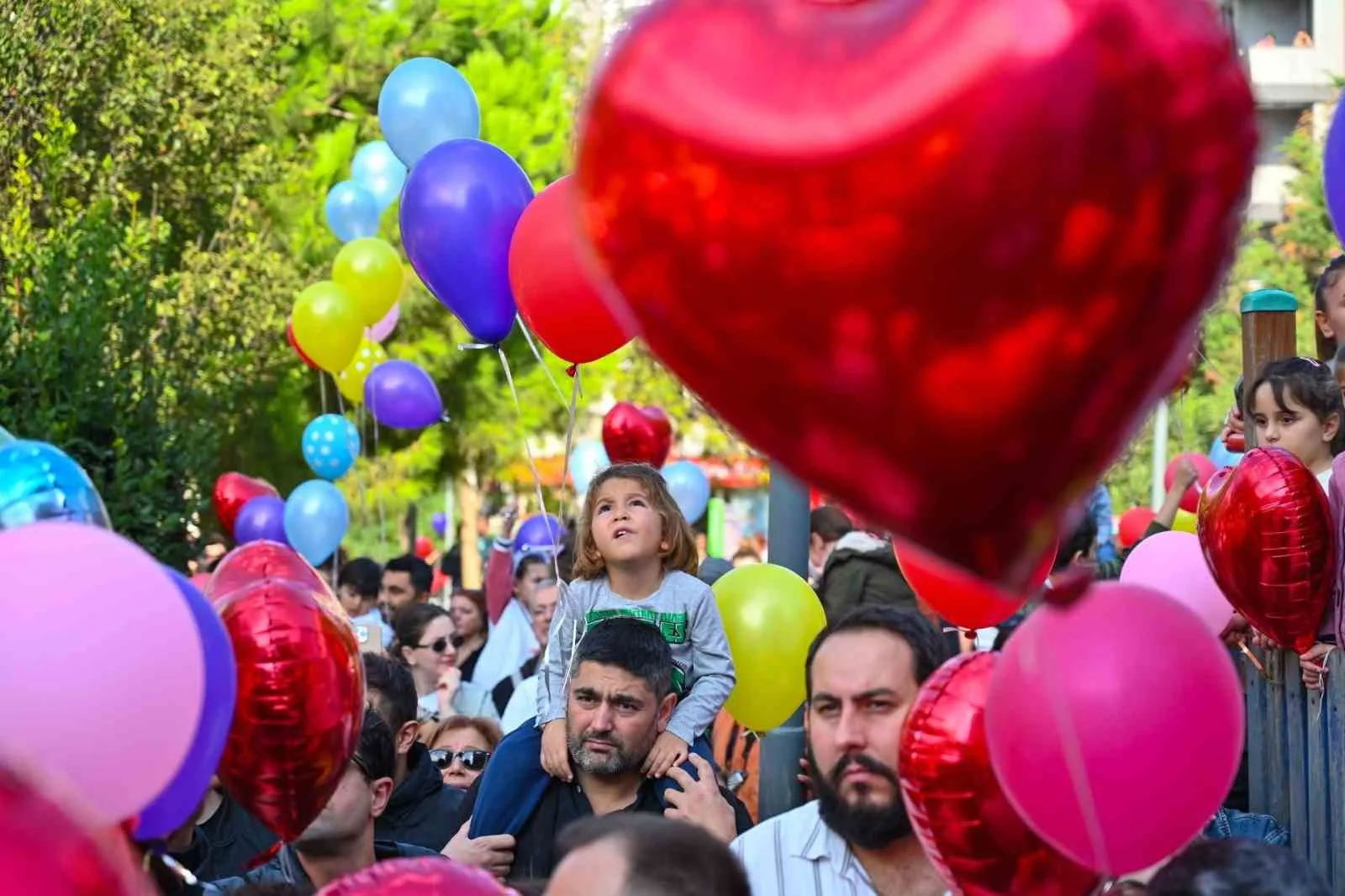 Beşiktaş Belediyesi tarafından lösemiyi iki kez yenen 8 yaşındaki Atlas