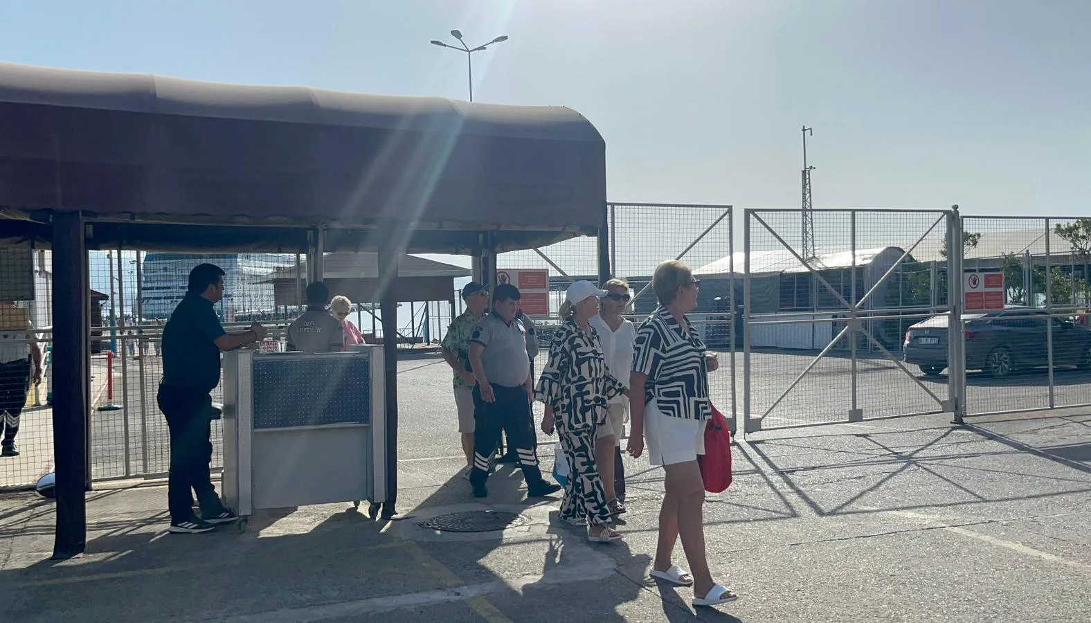 Palau Bandıralı ‘Astoria Grande’ adlı lüks kruvaziyer yolcu gemisi Alanya