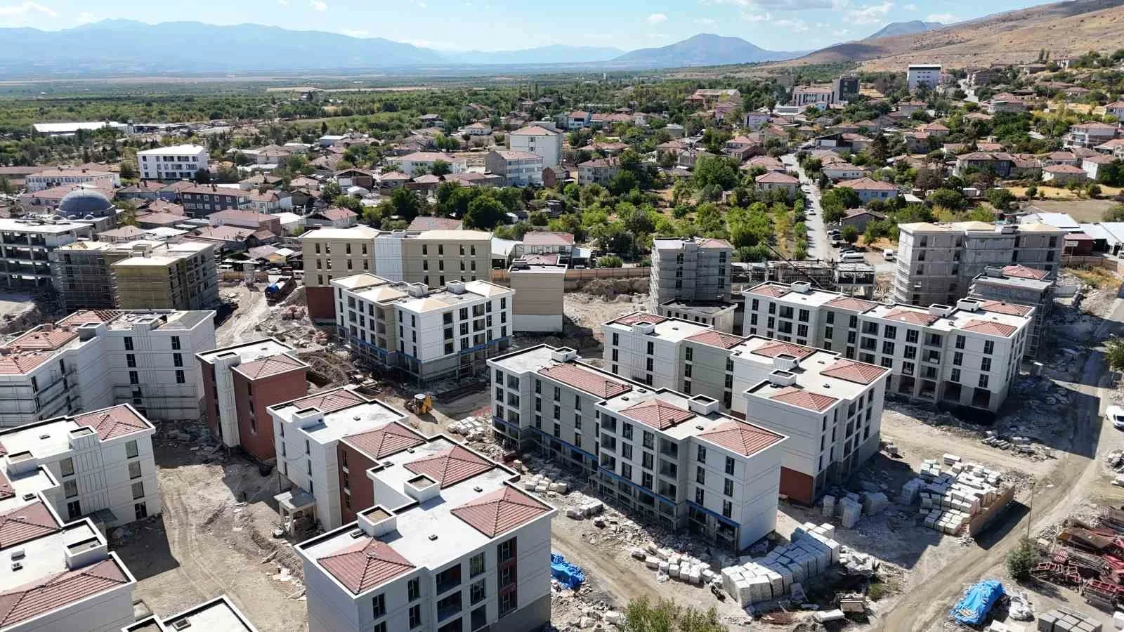 Malatya’nın Akçadağ ilçesine bağlı Başpınar Mahallesi’nde geçtiğimiz yıl temeli atılan