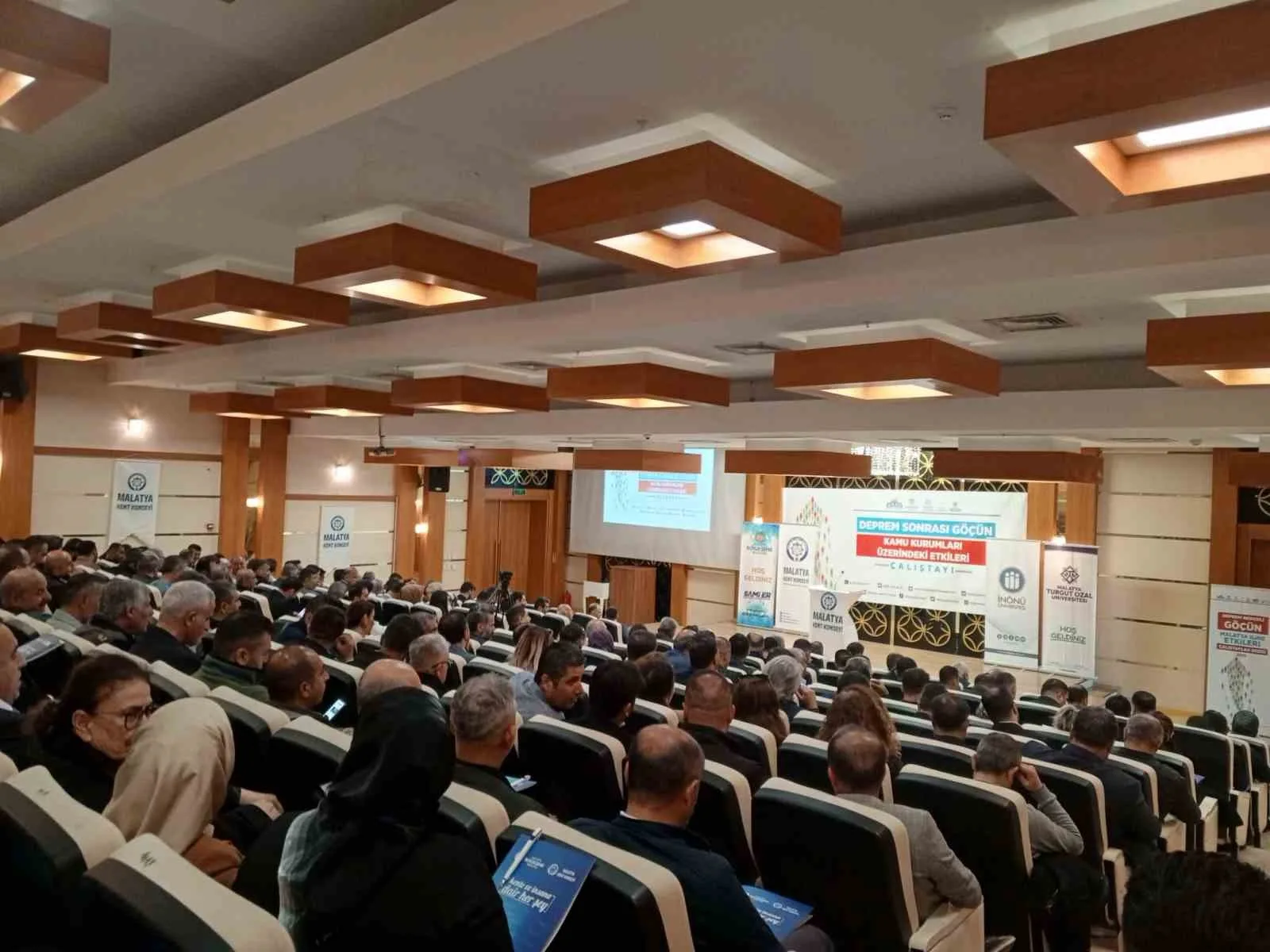 Malatya’da 6 Şubat 2023 depremlerinin ardından yaşanan göç hareketlerinin kamu