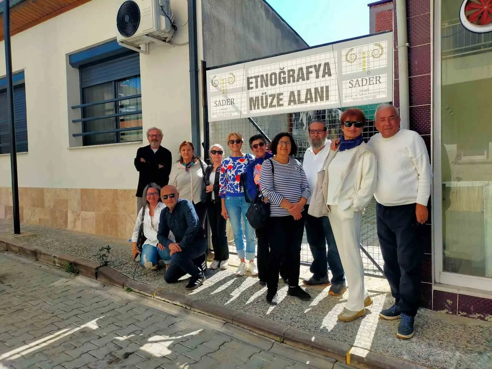 Manisa Lisesi’nin 1970 mezunları Sarıgöl Tabiat ve Doğa Vardıklarını Koruma