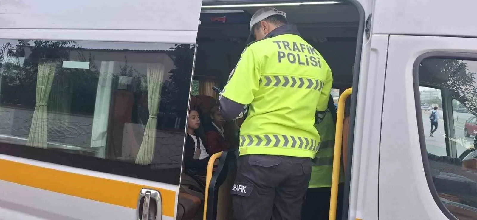 Manisa İl Emniyet Müdürlüğü Trafik Denetleme Şube Müdürlüğü ve ilçe