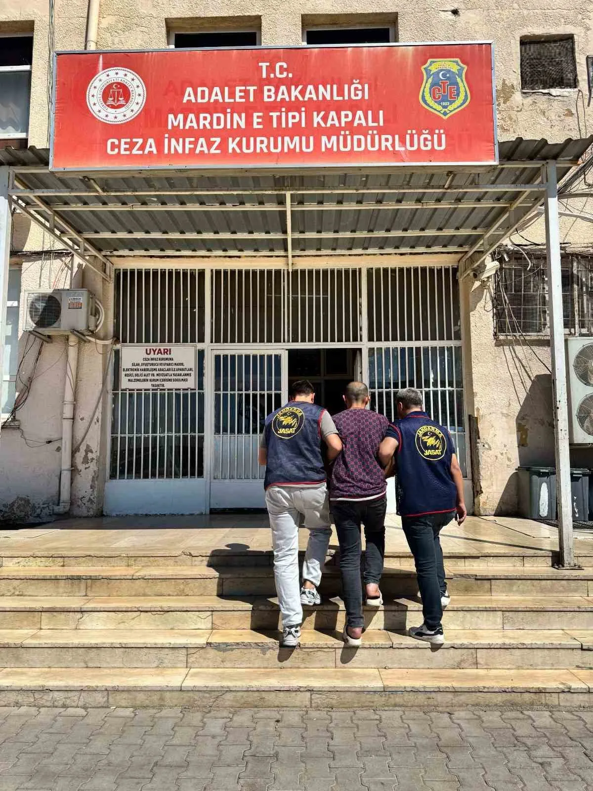 Mardin’in Nusaybin ilçesinde jandarma ekiplerince hakkında 30 yıl 10 ay