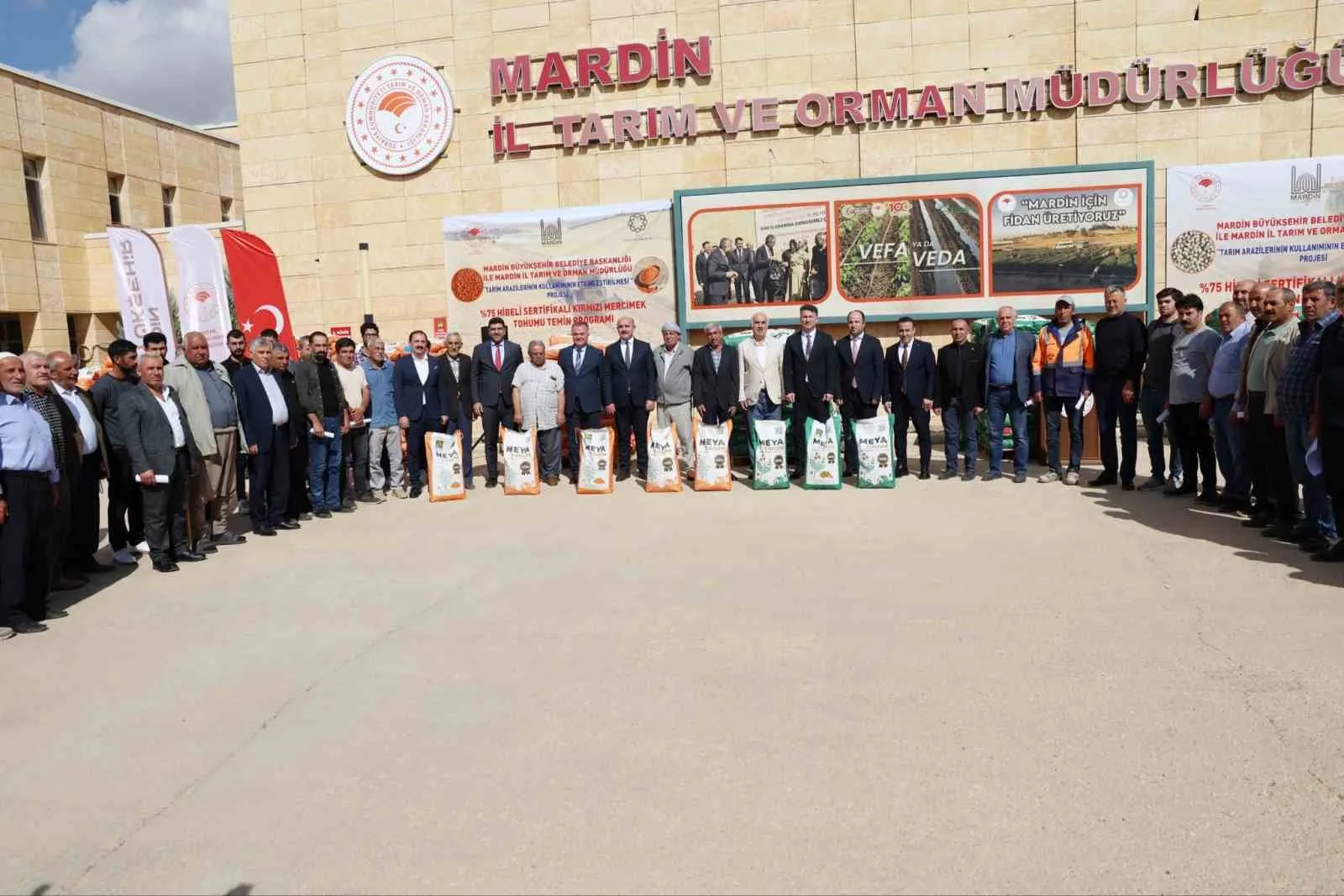 Mardin’de, Tarım Arazilerinin Kullanımının Etkinleştirilmesi (TAKE) Projesi kapsamında çiftçilere 96