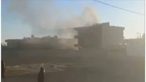 Mardin’in Kızıltepe ilçesinde 3 katlı binada çıkan yangında dumandan etkilenen