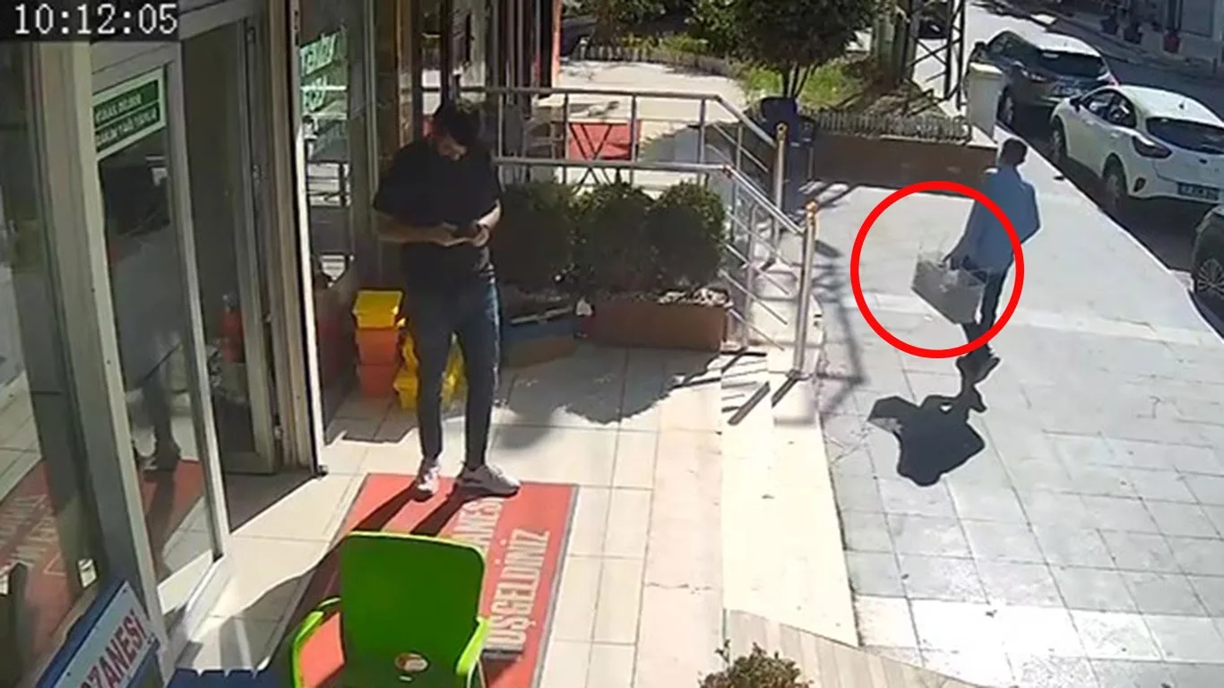 Hatay’ın İskenderun ilçesinde güvenlik kamerasına saniye saniye yansıyan görüntülerde bir