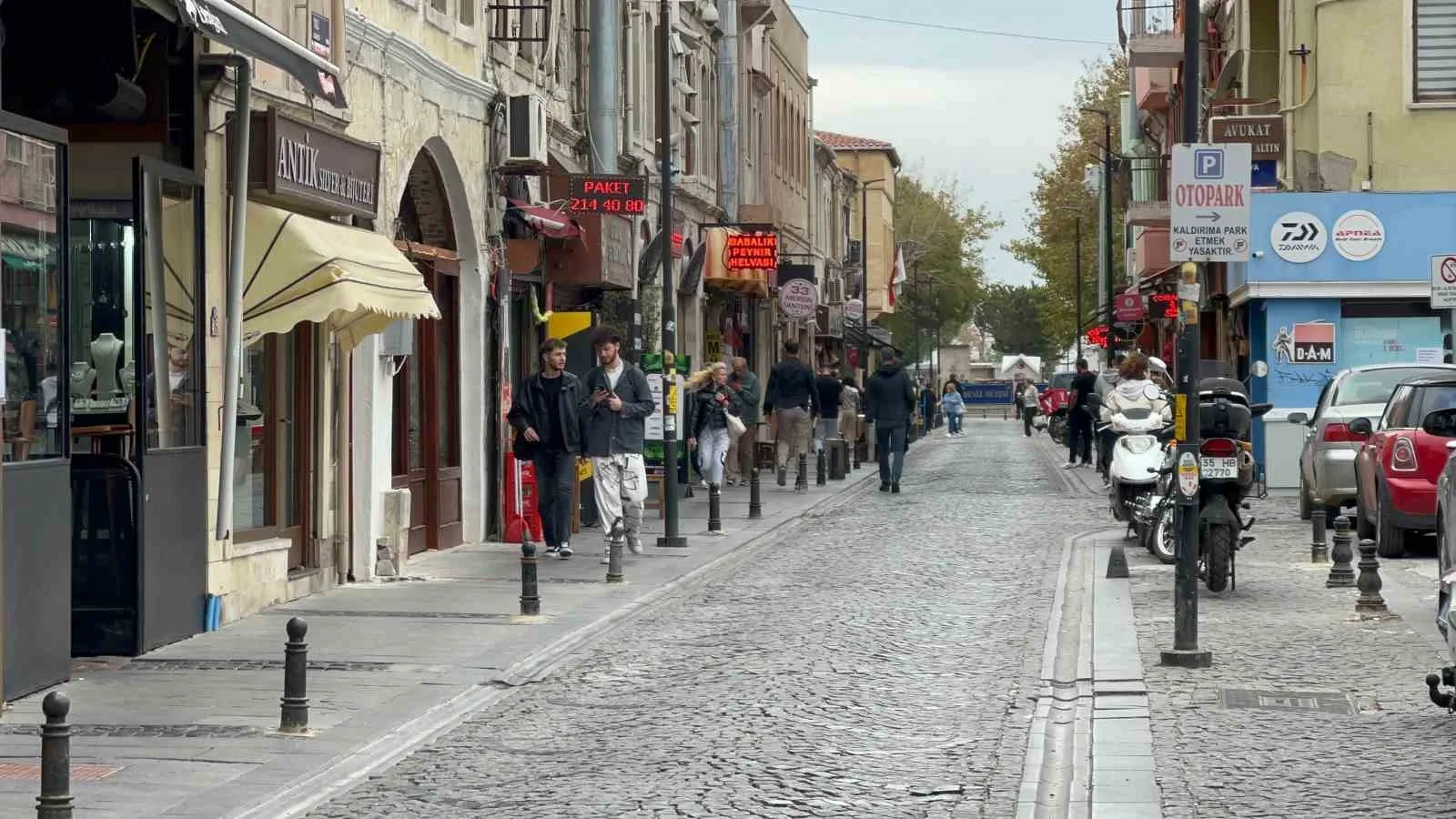 Tekirdağ’ın Marmaraereğlisi ilçesi açıklarında meydana gelen 5 büyüklüğündeki deprem Çanakkale’den