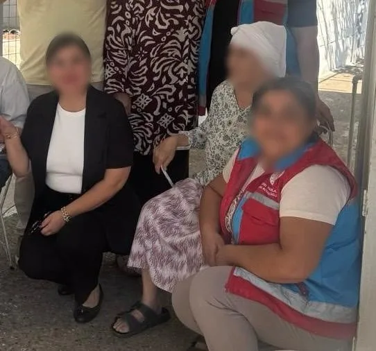 Marmaris Sosyal Yardımlaşma ve Dayanışma Vakfı Müdürü ile iki çalışanı,