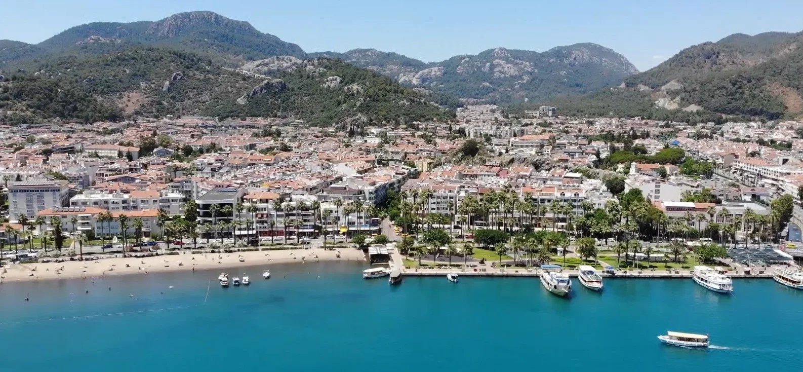 Muğla’nın Marmaris ilçesinde konut satışlarının azaldığını açıklayan Marmaris Emlakçılar Derneği