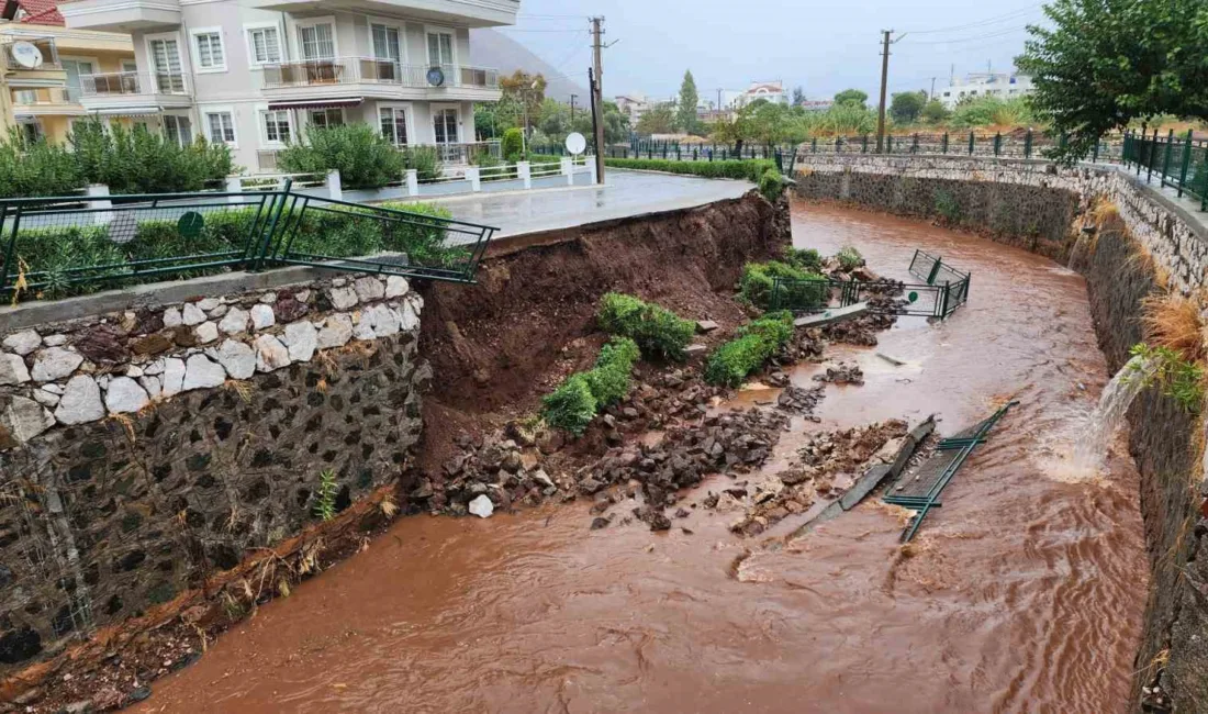 Muğla’nın Marmaris ilçesinde öğlen saatlerinde başlayan ve aralıklarla devam eden