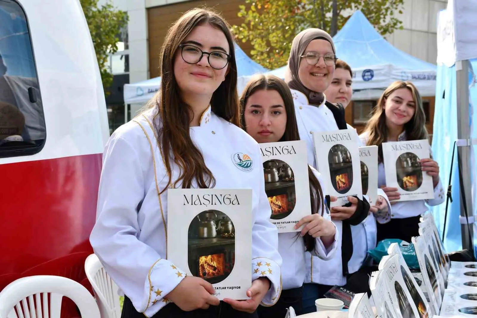 Balıkesir Büyükşehir Belediyesinin düzenlemiş olduğu 1. Balıkesir Kitap Fuarı birbirinden