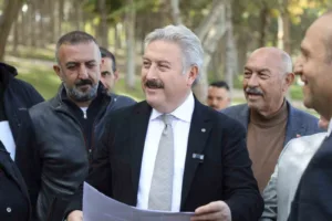 Park, bahçe ve yeşil alanlarda rekor çalışmalar gerçekleştiren Melikgazi Belediyesi,