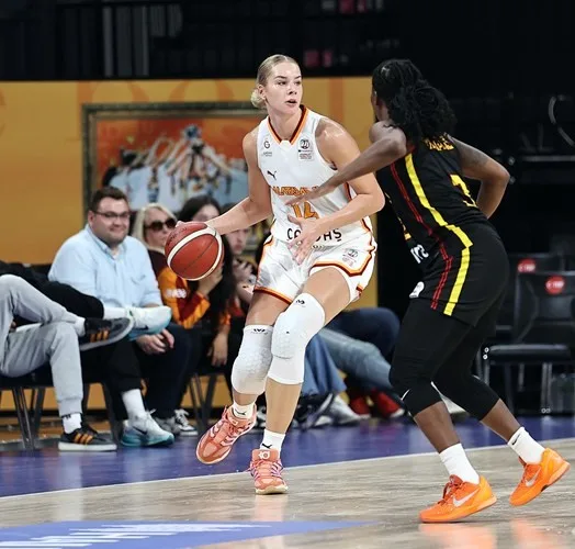 Halkbank Kadınlar Basketbol Süper Ligi’nin 3. haftasında Galatasaray’a konuk olan