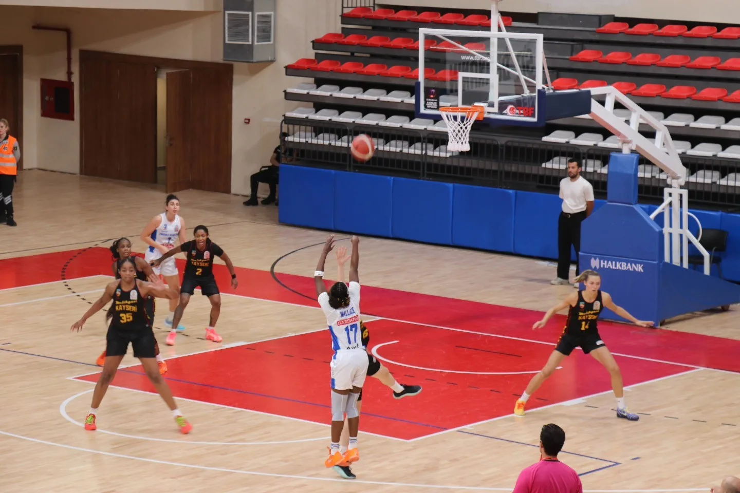Türkiye Kadınlar Basketbol, Süper Ligi 1.haftasında Melikgazi Kayseri Basketbol deplasmanda