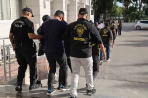 Mersin’de il merkezi ve Mut ilçesinde düzenlenen eş zamanlı fuhuş