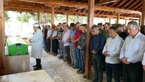Mersin’in Erdemli ilçesinde tarım işçilerini taşıyan minibüsün şarampole uçtuğu kazada