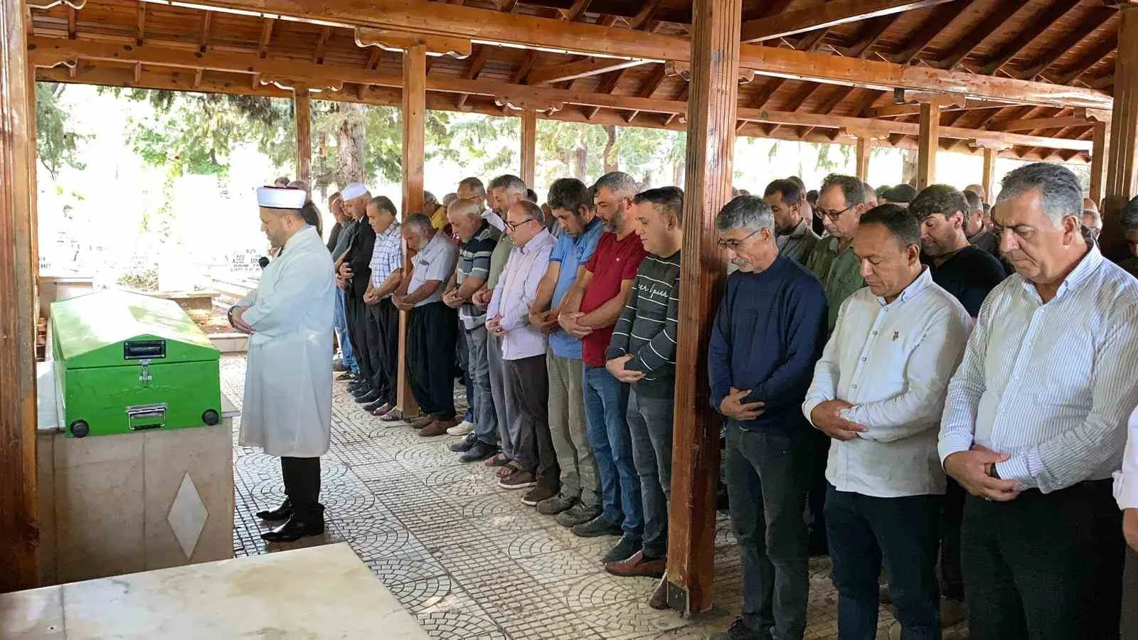 Mersin’in Erdemli ilçesinde tarım işçilerini taşıyan minibüsün şarampole uçtuğu kazada