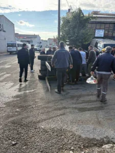 Kırklareli’nin Lüleburgaz ilçesi Yeni Sanayi Sitesi’nde midibüs ile çarpışan iş