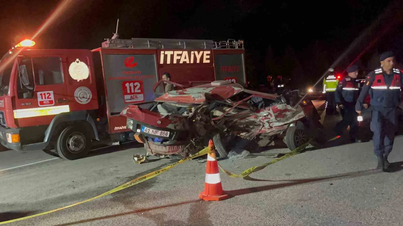 Eskişehir’de makam aracı ve otomobilin çarpışması sonucu meydana gelen kazada