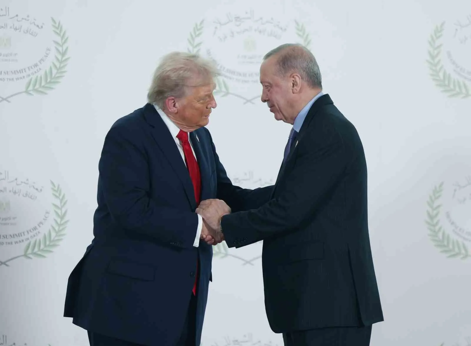 ABD Başkanı Donald Trump, dünya liderlerinin Gazze’de barış amacıyla bir