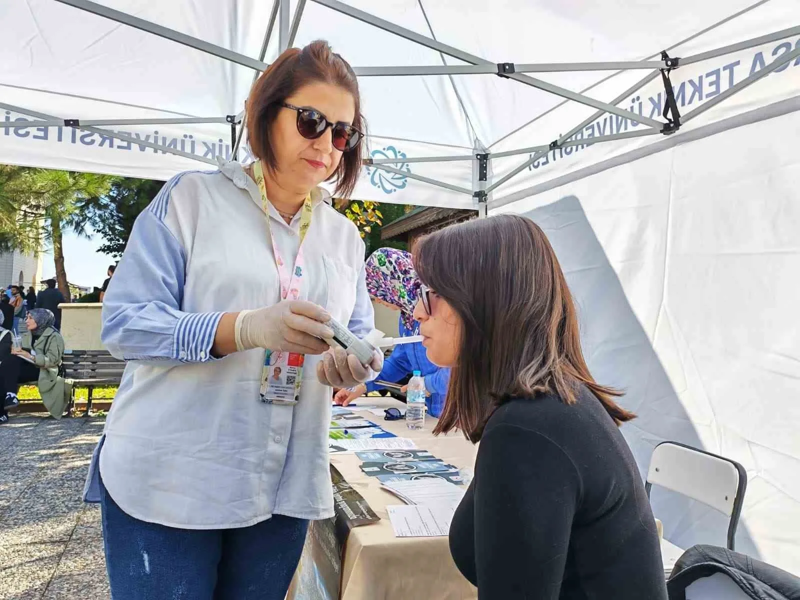 Sağlık Bakanlığı tarafından, tütün ürünleri kullanan bireyleri bırakmaya teşvik etmek