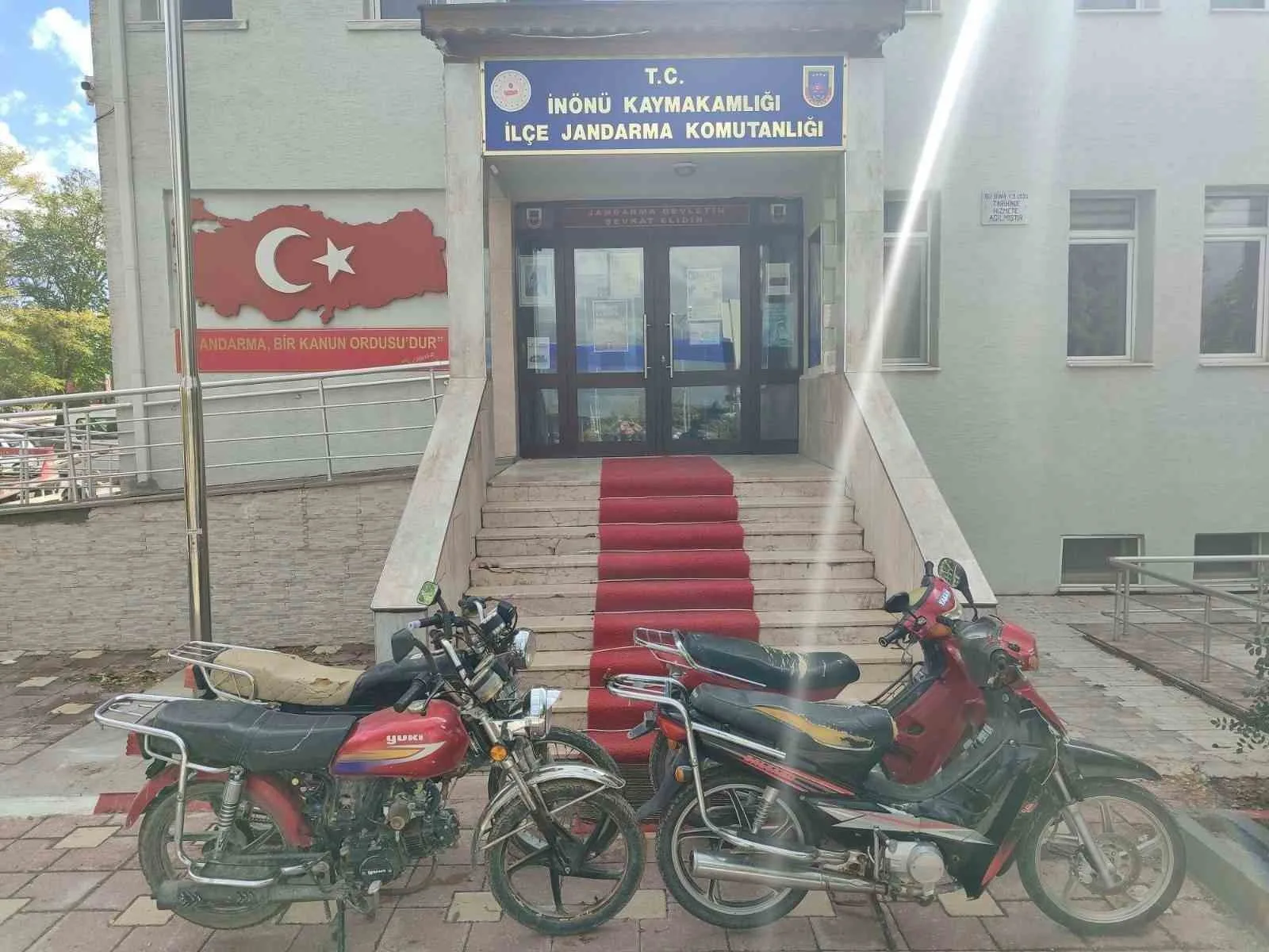 Eskişehir İl Jandarma Komutanlığı tarafından yapılan çalışmalarda motor ve şase