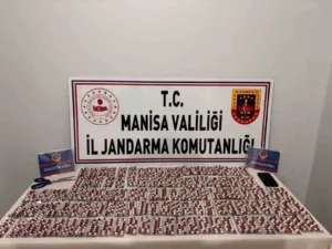 Manisa İl Jandarma Komutanlığı ekipleri tarafından Salihli’de düzenlenen operasyonda motosikletli