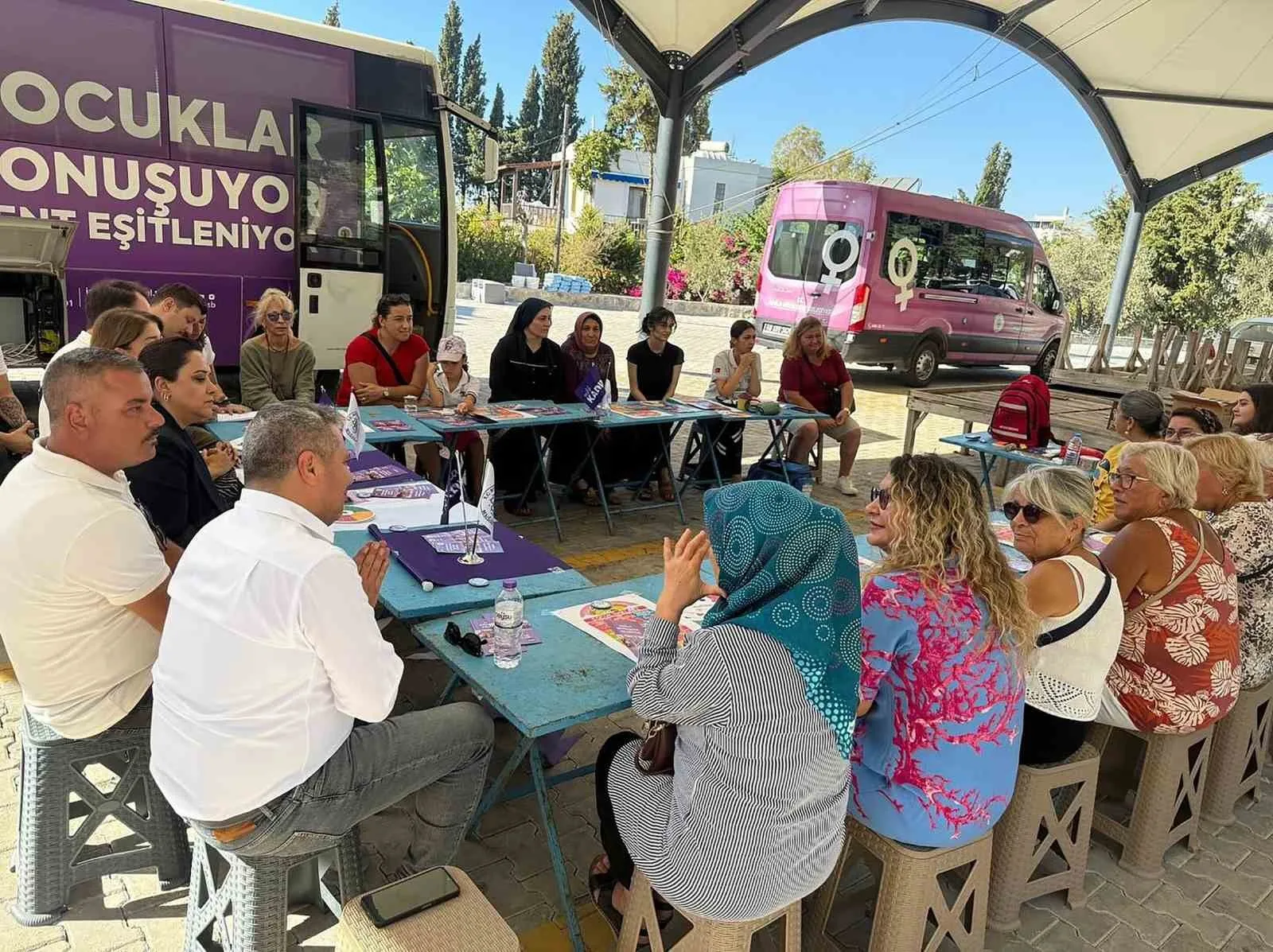 Muğla Büyükşehir Belediyesi’nin ‘Kadınlar Güçleniyor Kent Eşitleniyor’ vizyonuyla Milas Bozbük’te