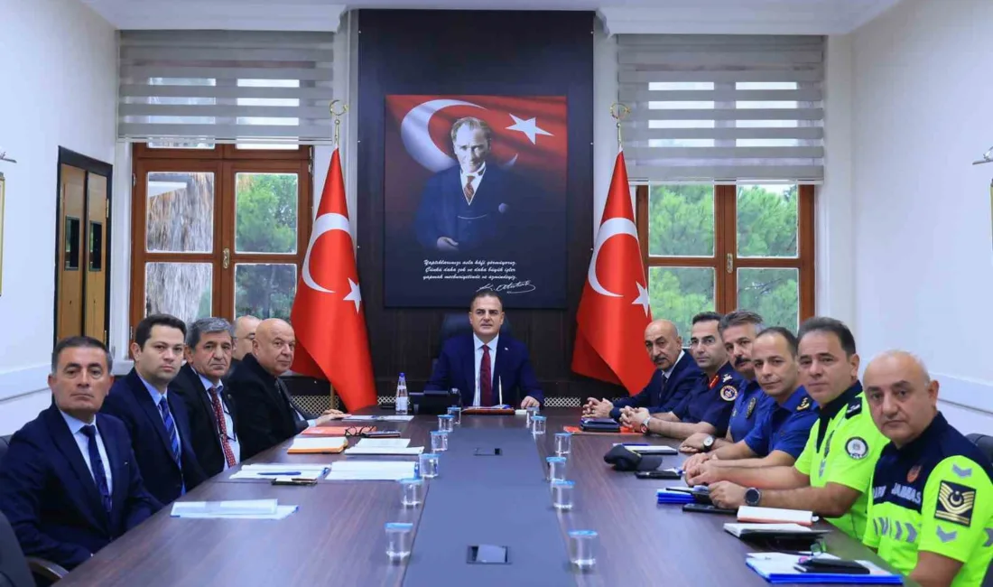 Karayollarında Trafik Güvenliği toplantısı Muğla Valisi Dr. İdris Akbıyık başkanlığında
