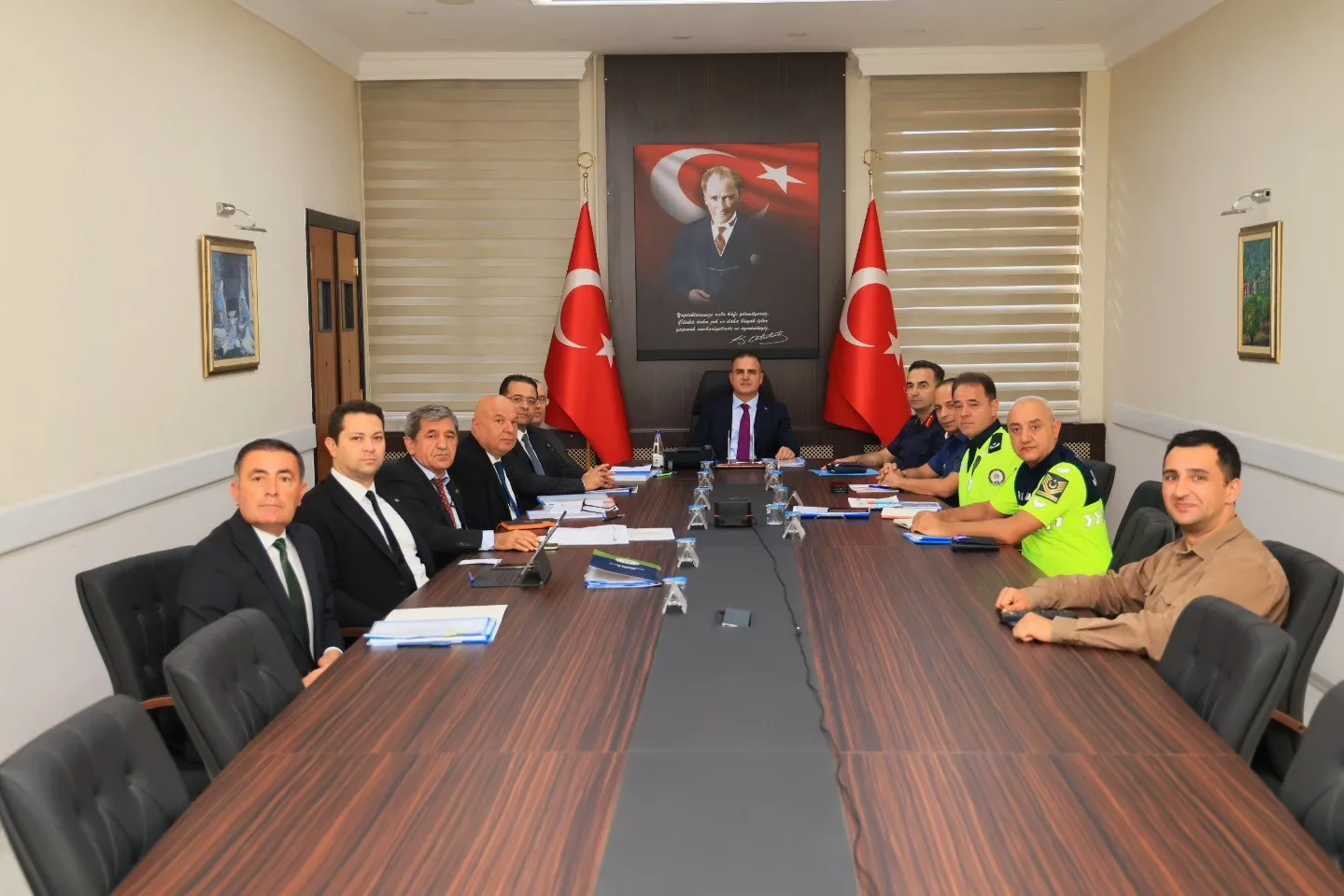 Muğla Valisi Dr. İdris Akbıyık, İçişleri Bakanı Ali Yerlikaya ve