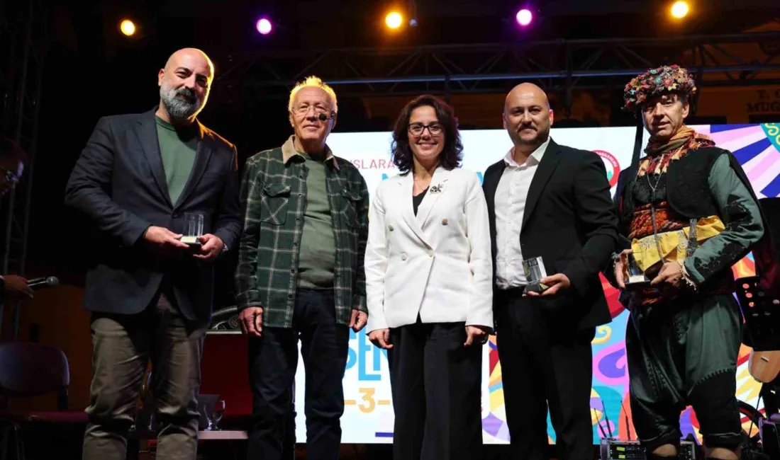 Ege Üniversitesi Devlet Türk Musikisi Konservatuvarı Halk Oyunları Bölümü emekli