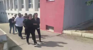 Adana’da bir tekstil firmasında çalışan muhasebeci ve beraberindeki 2 kişinin,