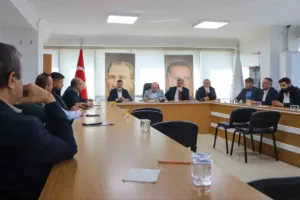 Afyonkarahisar’da mahalle muhtarları talep ve şikayetlerini AK Parti Milletvekilleri ile