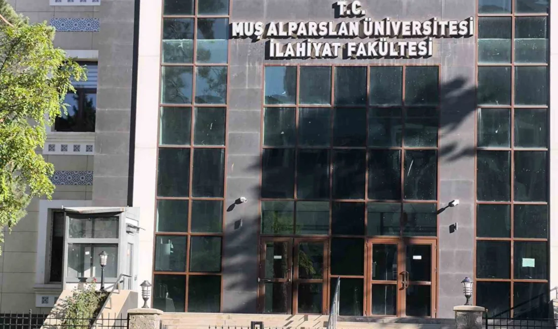 Muş Alparslan Üniversitesi’nde açıldığı günden bu yana çalışmayan asansör nedeniyle
