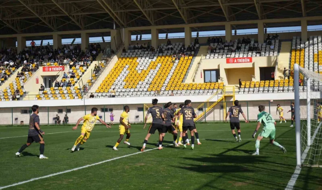 TFF 2. Lig Kırmızı Grup’ta oynanan Muşspor-Aliağa Futbol A.Ş. karşılaşmasındaki