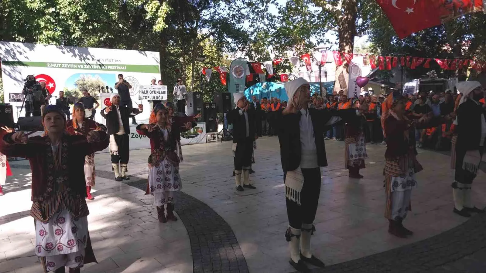 Mersin’in Mut ilçesinde 2’incisi düzenlenen Mut Zeytin ve Zeytinyağı Festivali