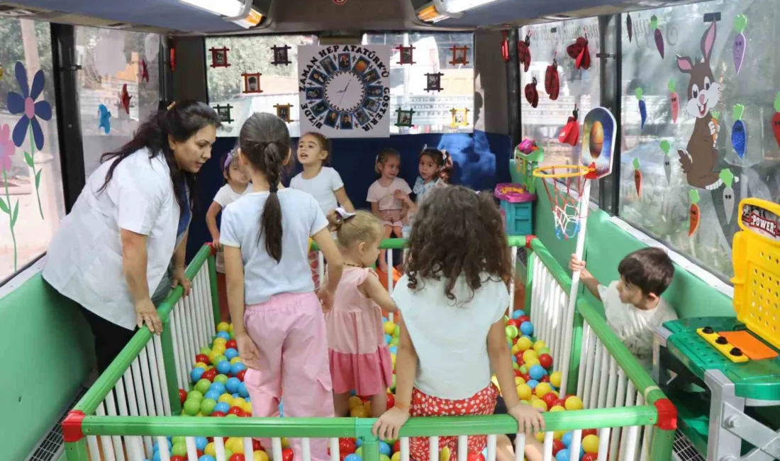 Nazilli Belediyesi tarafından hayata geçirilen Mobil Masal Bahçesi, ilk haftasında