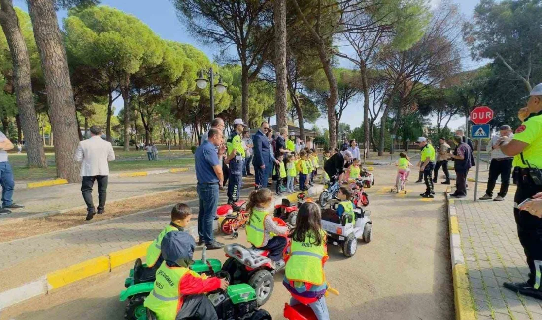 Aydın’ın Nazilli ilçesinde çocuklarda trafik bilincinin oluşturulması amacıyla trafik parkına