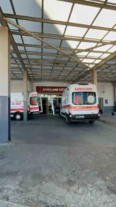 Aydın’ın Nazilli ilçesinde sobadan sızan karbonmonoksit gazından zehirlendikleri tahmin edilen