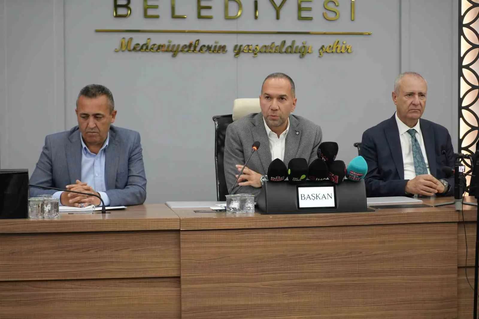 Niğde’de uzun süredir planlanan trafik düzenleme projesi uygulamaya alındı. Yaklaşık