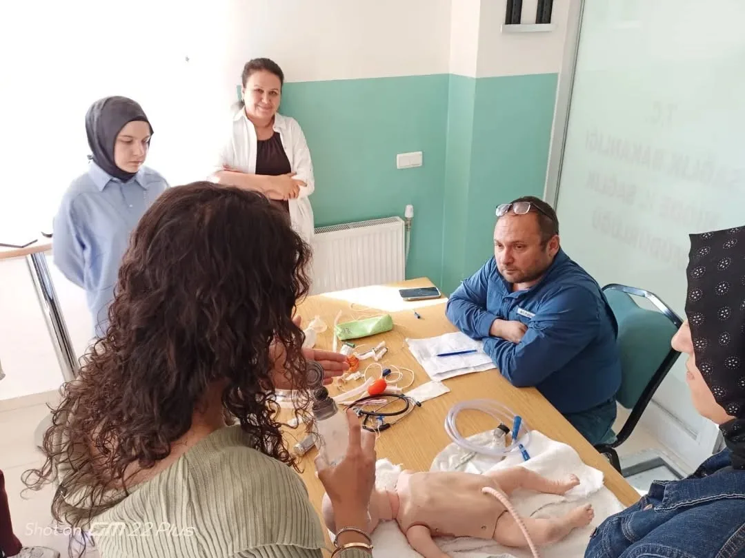 Niğde İl Sağlık Müdürlüğü Halk Sağlığı Hizmetleri Başkanlığı koordinesinde, Yenidoğan